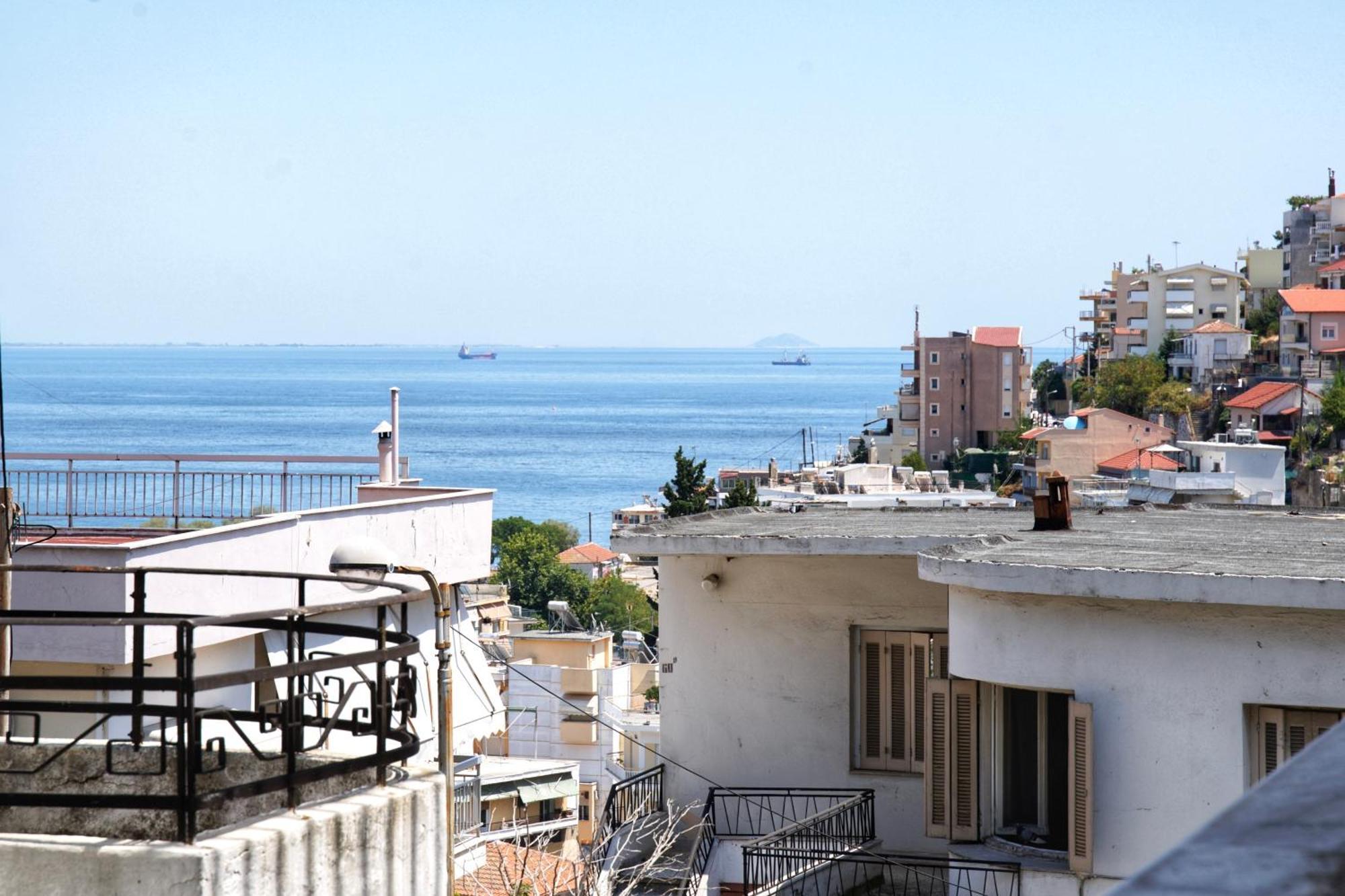 Tzatziki Studios Kavala Bagian luar foto