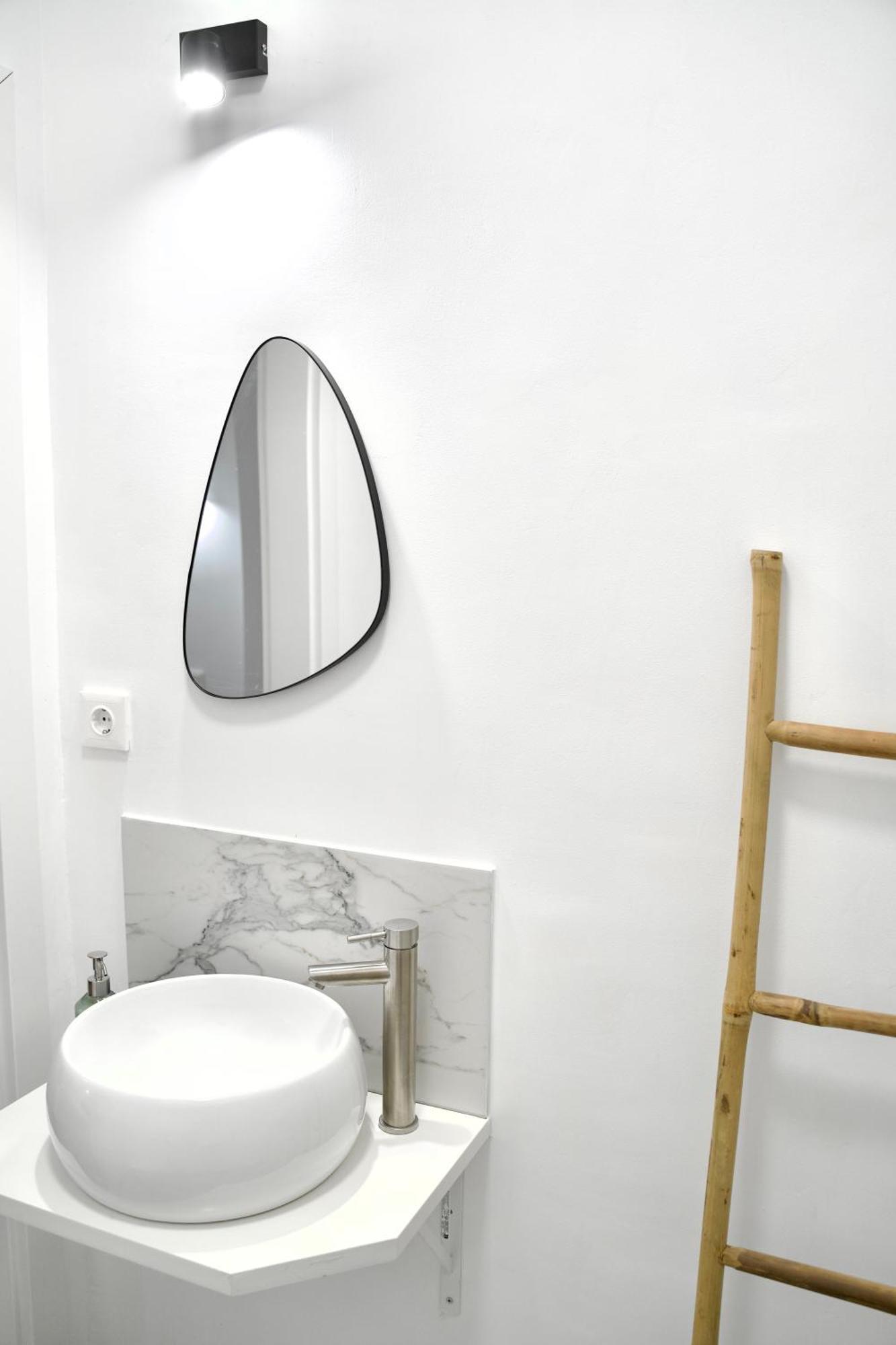 Tzatziki Studios Kavala Bagian luar foto